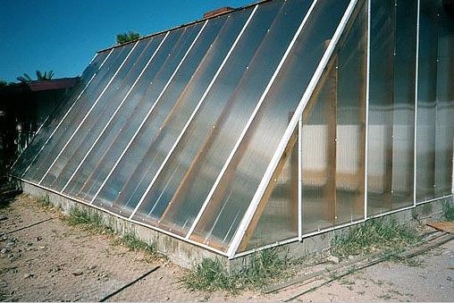 Gallina India: Polycarbonate Roofing Installation